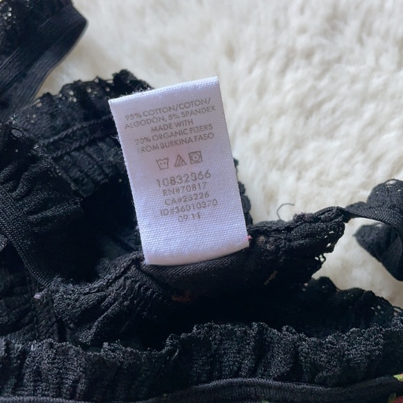 Victoria’s Secret | Y2K Black Rosebud Cotton Lingerie V-String | M - Picture 10 of 11